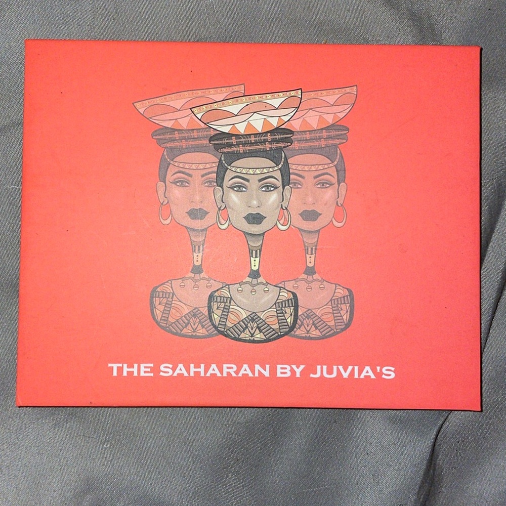 Juvia’s eyeshadow palette
